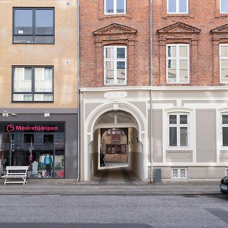 Aday - Apartment Suite 2 Aalborg Center Bagian luar foto