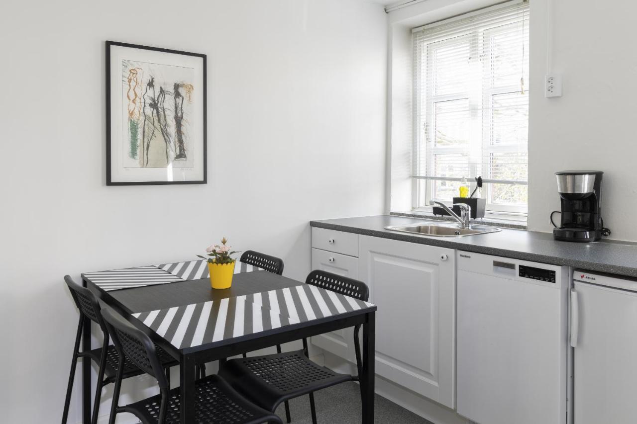 Aday - Apartment Suite 2 Aalborg Center Bagian luar foto