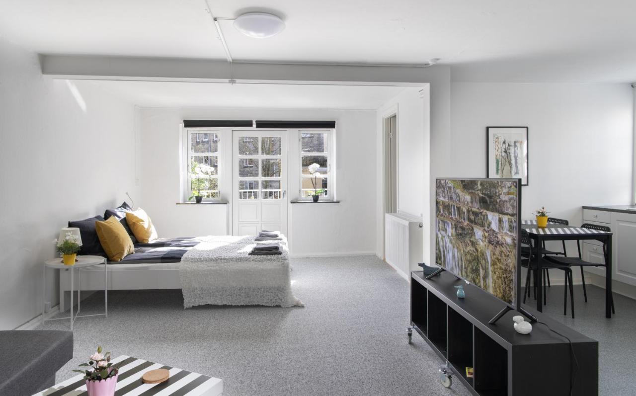 Aday - Apartment Suite 2 Aalborg Center Bagian luar foto