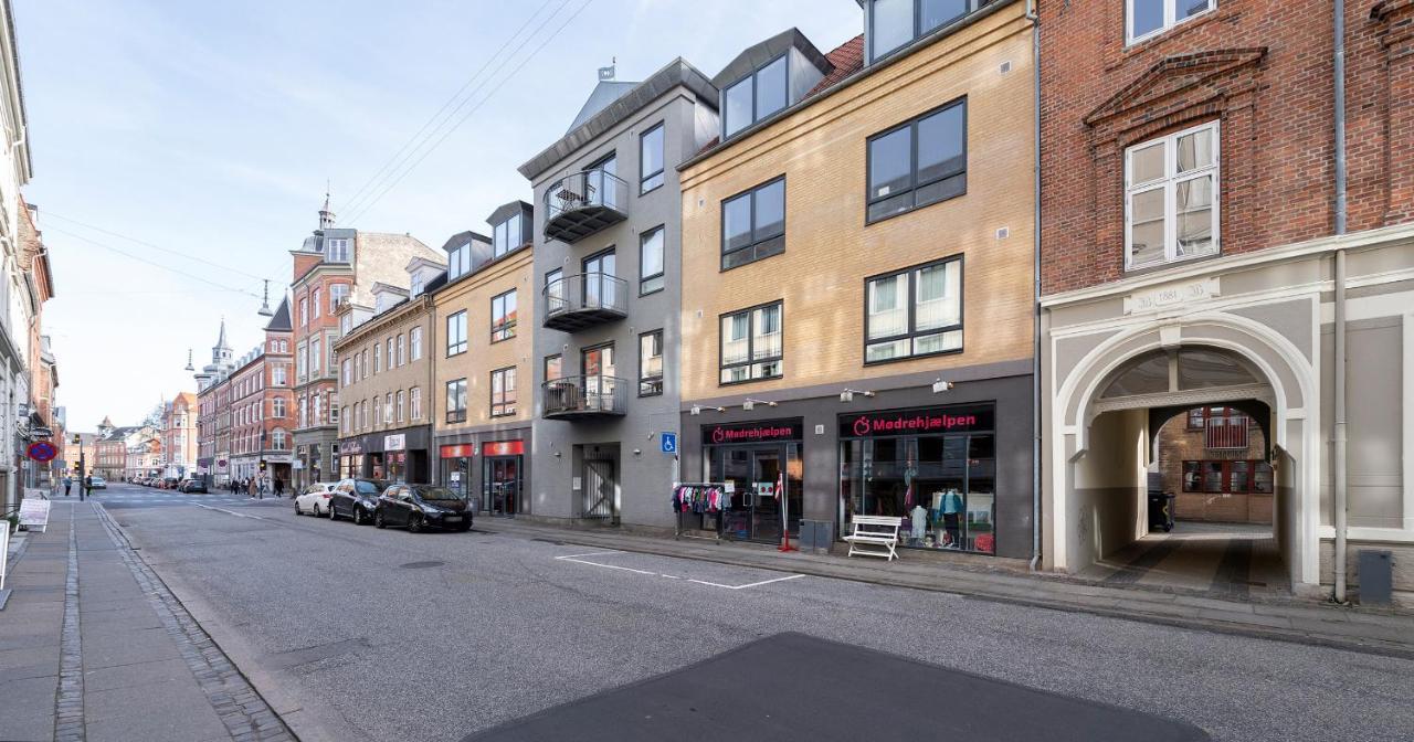Aday - Apartment Suite 2 Aalborg Center Bagian luar foto